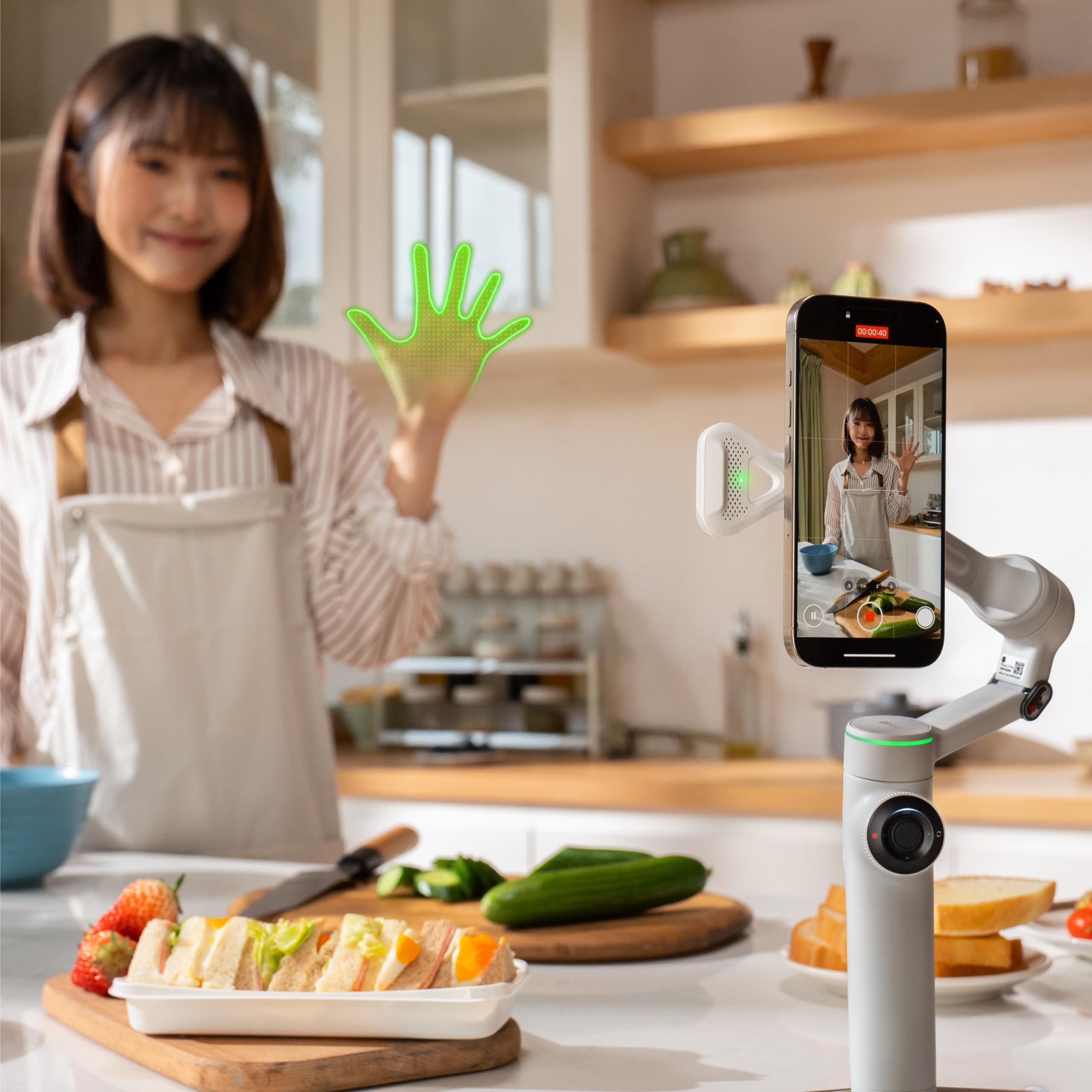 insta360-flow-2-pro-suivi-ai-smartphone-avec-spot-led image 5